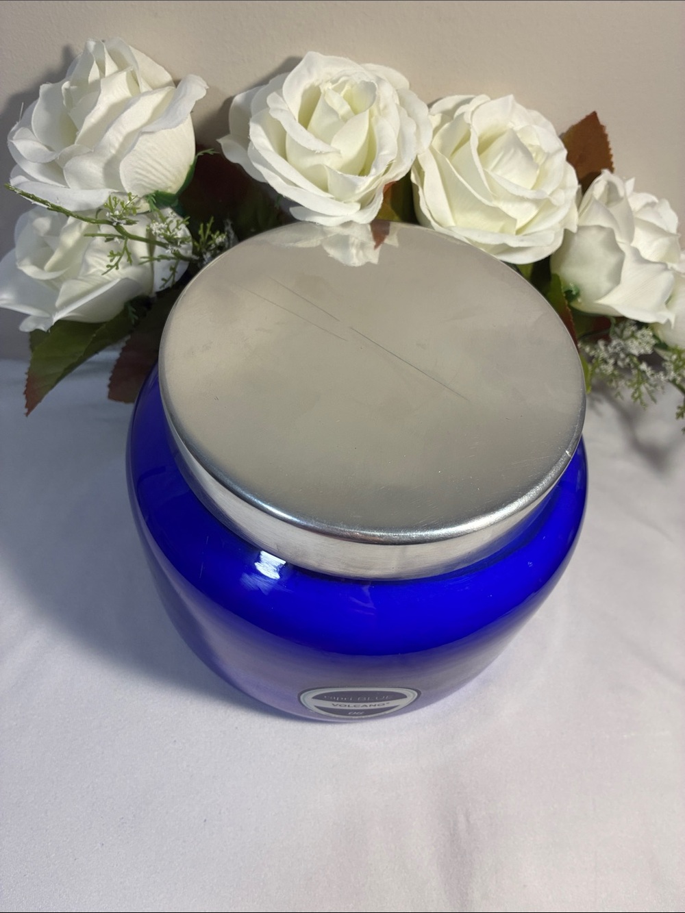 Capri Blue Volcano Scented Candles - Jumbo Blue Color (48 oz) - Picture 4 of 8